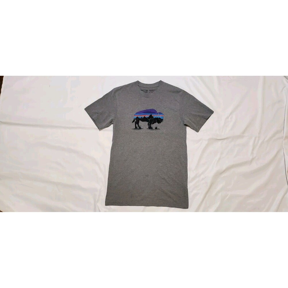 Patagonia Men's T Shirt Bison Buffalo Gray Size S Regular Fit Responsibili-Tee